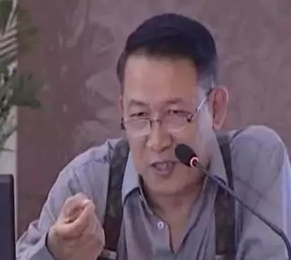 王育成.jpg